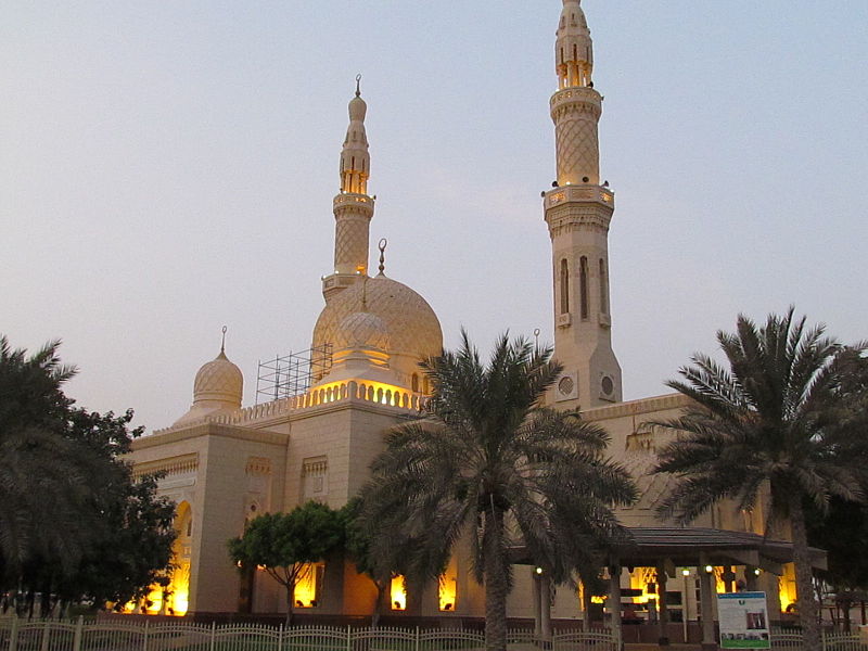 Jumeira_Mosque_Dubai-2.jpg